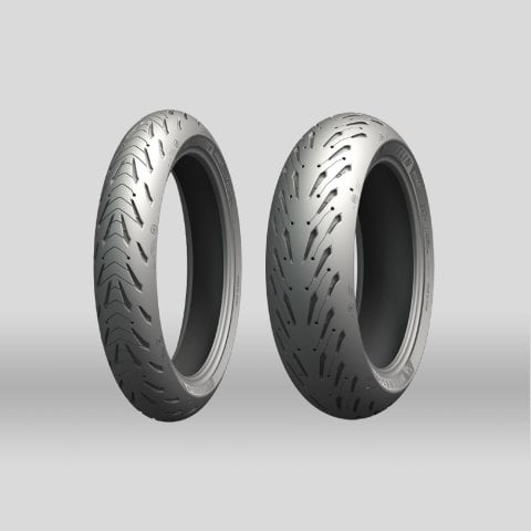 Michelin 180/55 ZR17 (73W)  Road5 - Arka